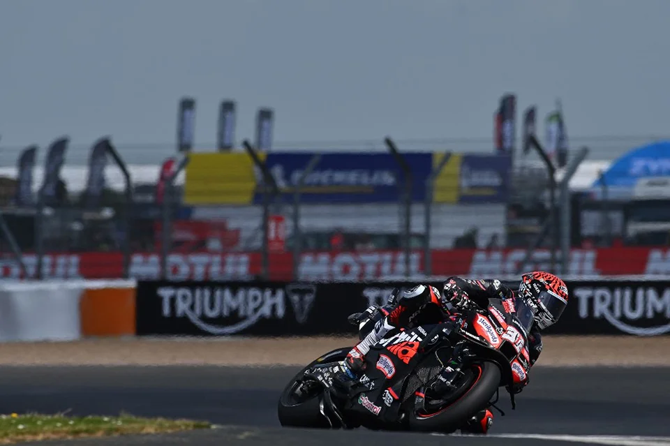 Lorenzo Savadori - 2025 British GP Racing