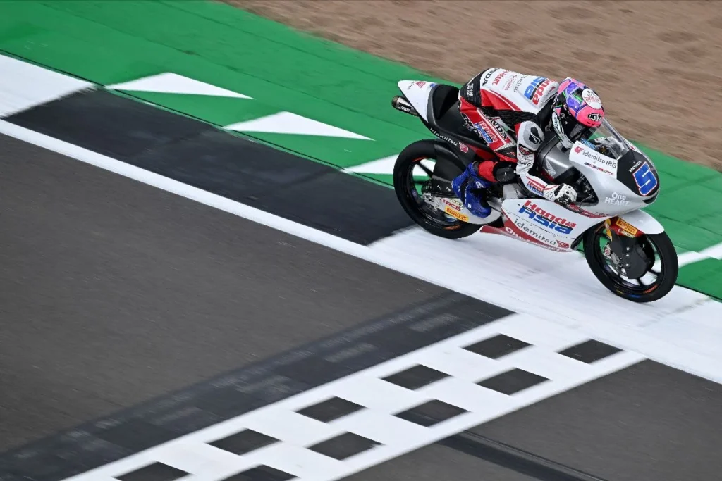 Tatchakorn Buasri  - 2025 British GP Racing 