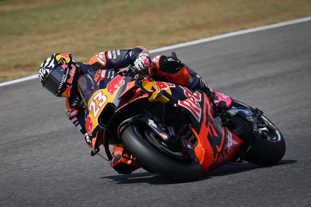 Enea Bastianini race in MotoGP 2025 Milano 