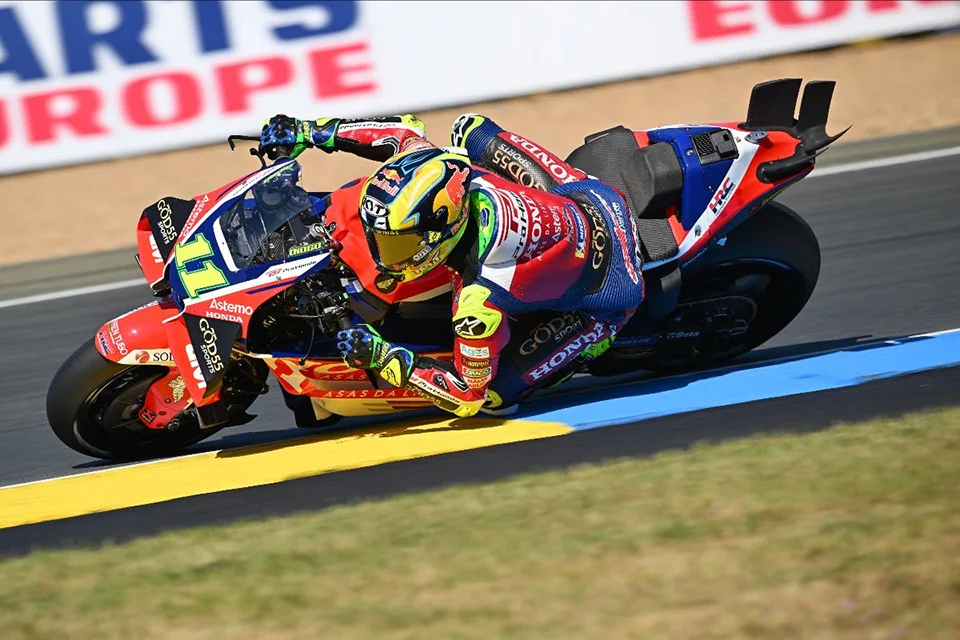 Diogo Moreira racing on French GP 2026