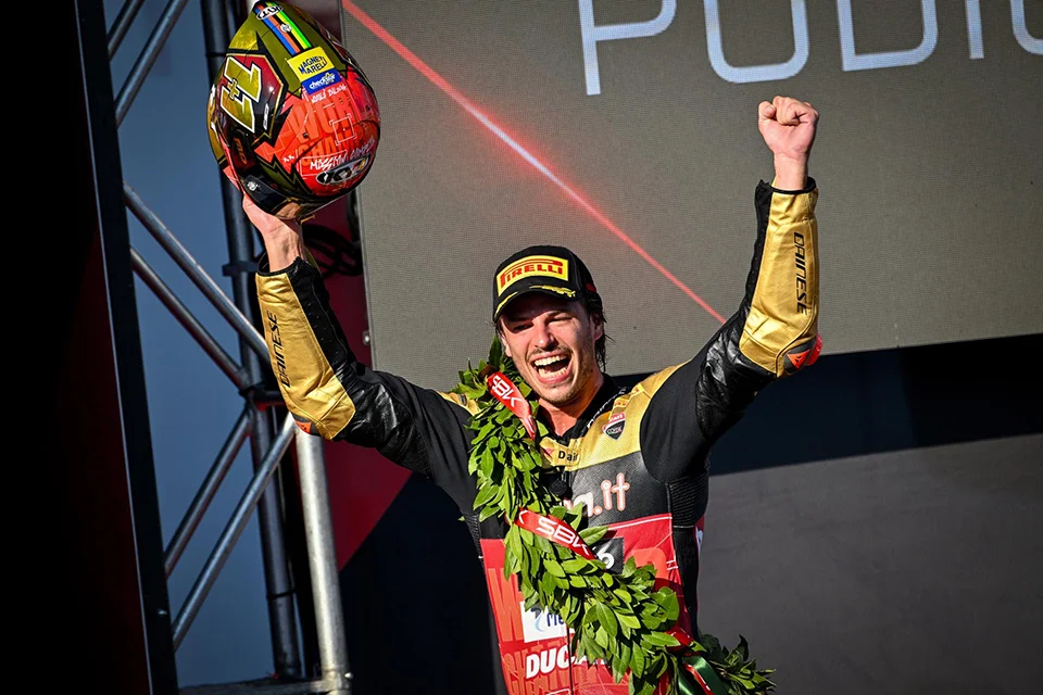 Nicolo Bulega World Champion WSBK 2026